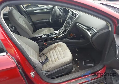 2015 Ford Fusion S из США, поврежденный, VIN 3FA6P0G70FR180149